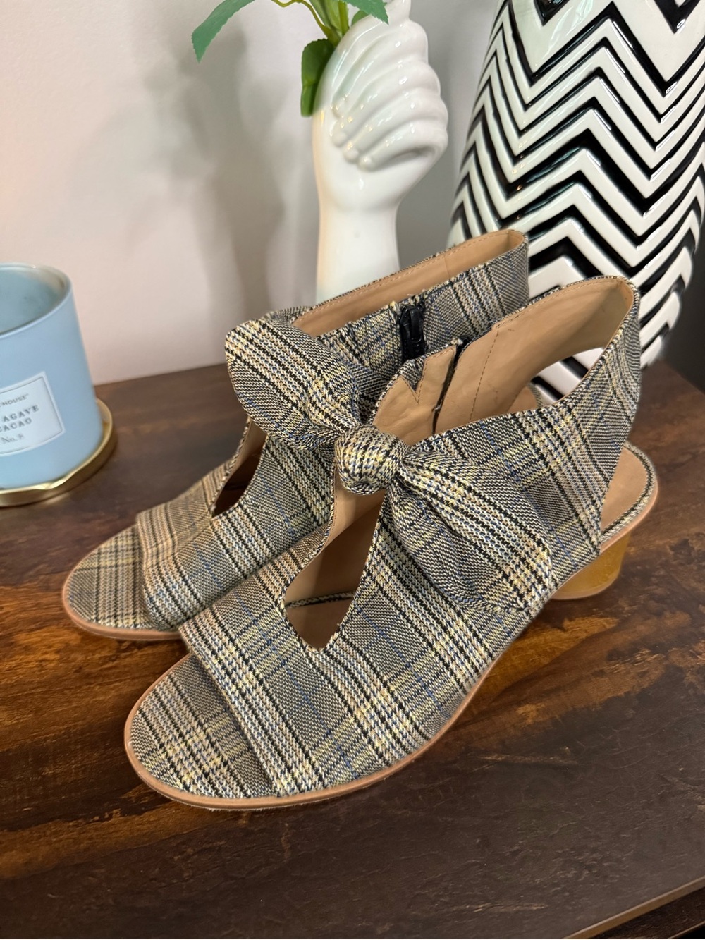Bernardo Luna Peep-toe Booties